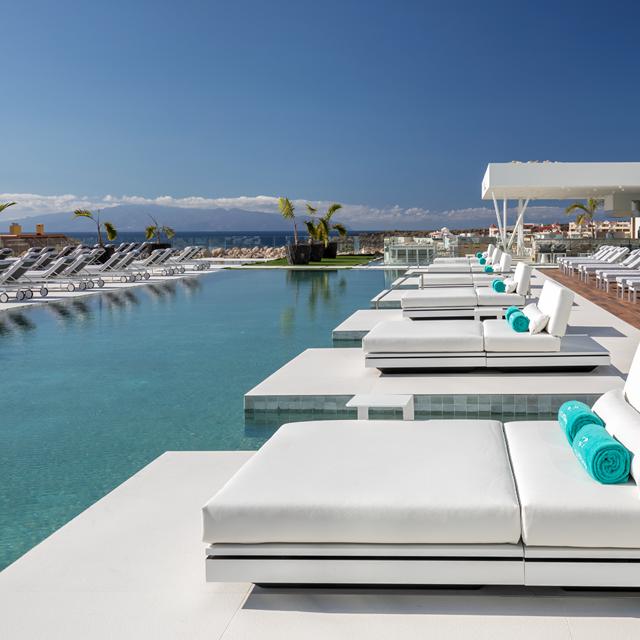 hotel-royal-hideaway-corales-suites