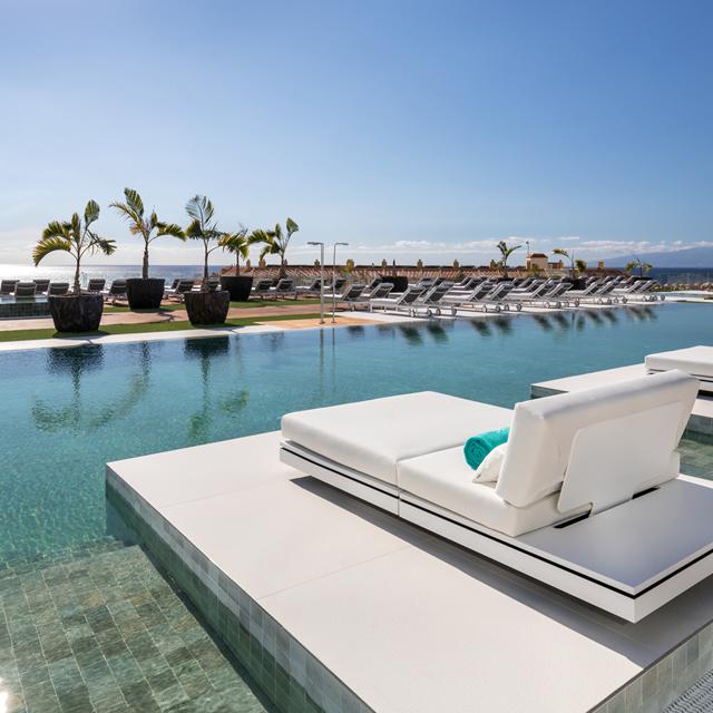 hotel-royal-hideaway-corales-suites
