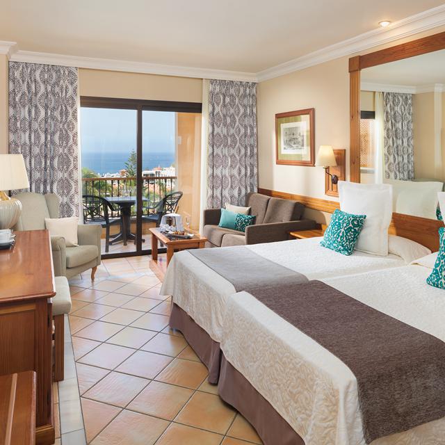 hotel-gf-gran-costa-adeje