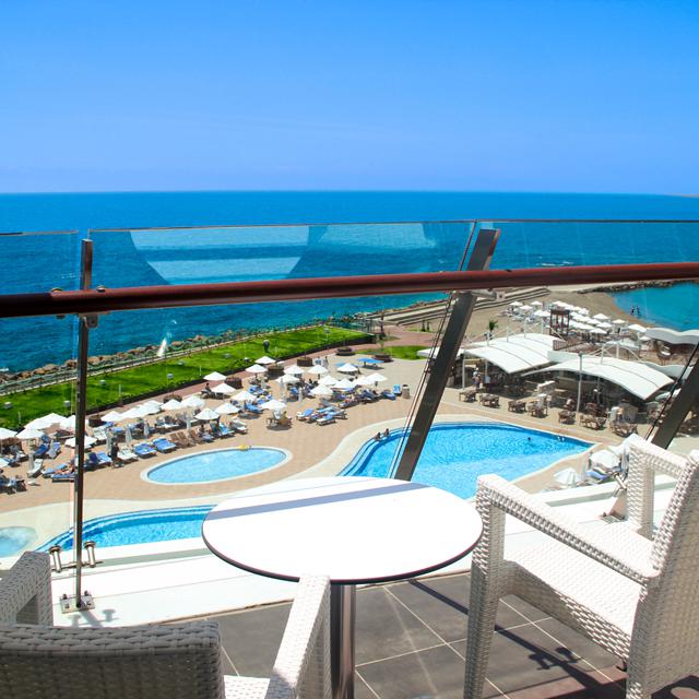 hotel-gold-island-selected