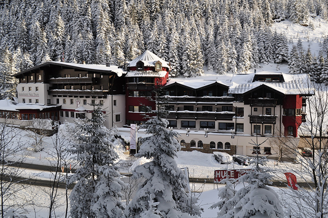 Skiën 4* Mittersill - Kitzbüheler Alpen € 919,- ➤ gezellige aprés-ski