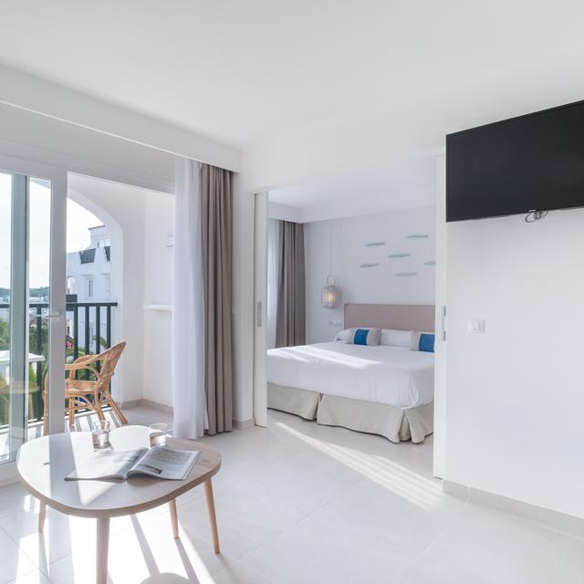 Appartementen Carema Beach Menorca