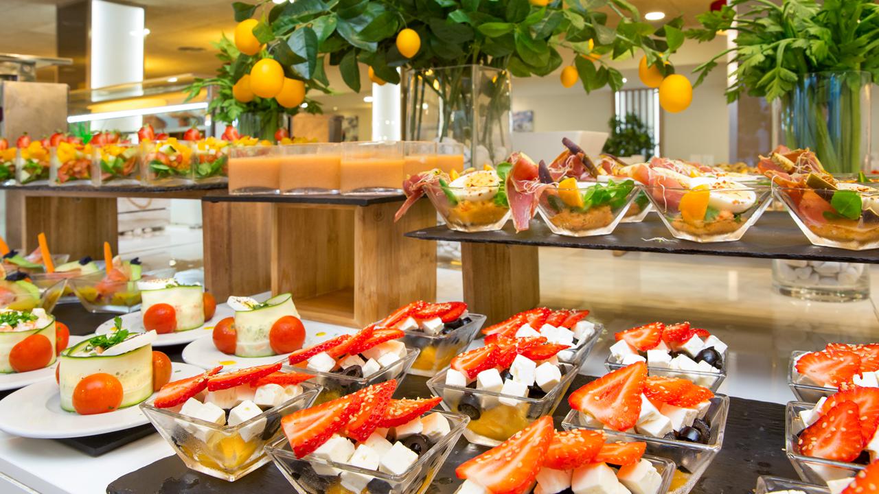 8 Dagen logies/ontbijt Sumus Hotel Stella & Spa