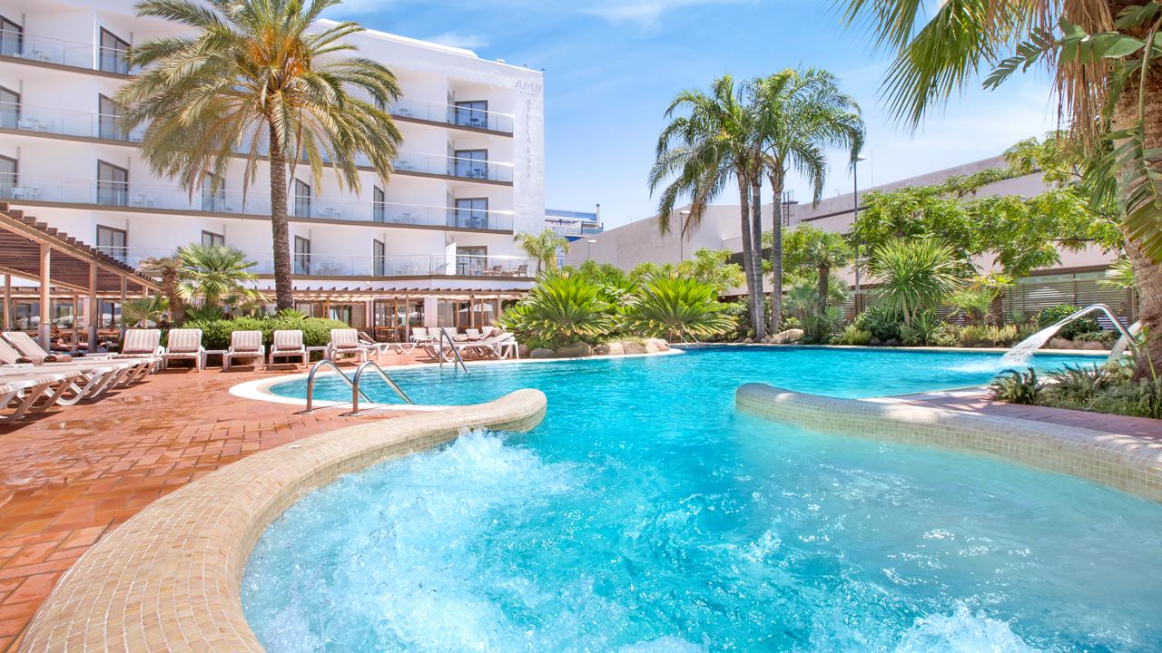 8 Dagen logies/ontbijt Sumus Hotel Stella & Spa