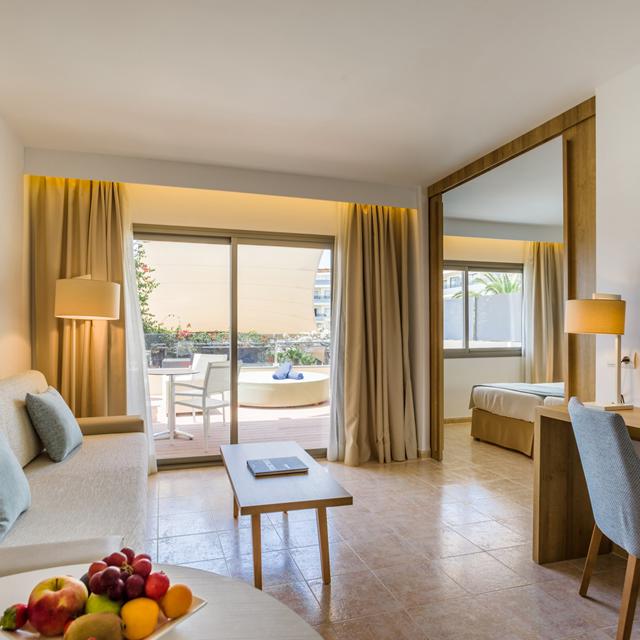 Zafiro Palmanova Spa