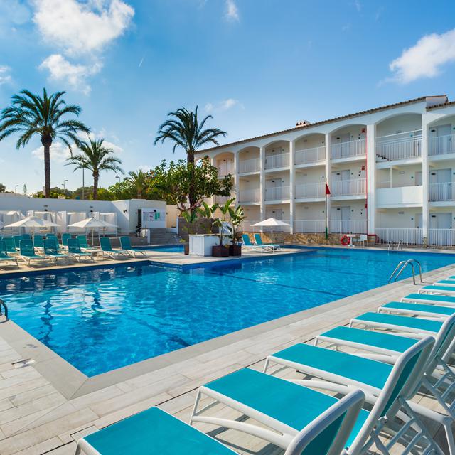 hotel-vibra-cala-tarida