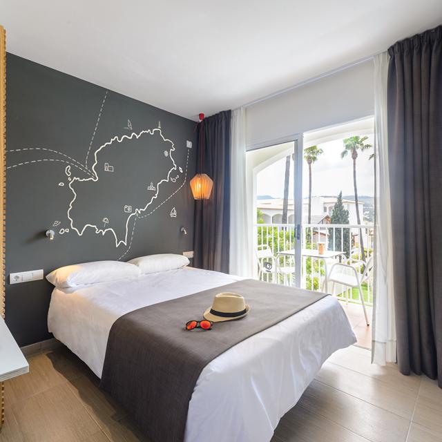 hotel-vibra-cala-tarida