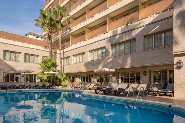Zonvakantie 4* adults only Spanje € 345,- 【zwembad, restaurant(s)】