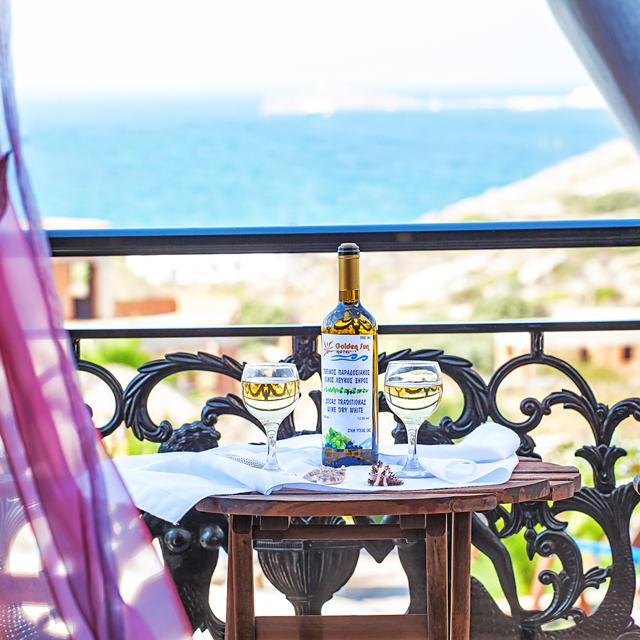 naxos-golden-sun-hotel-luxury-suites