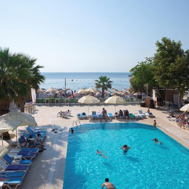 hotel-petunya-beach-resort