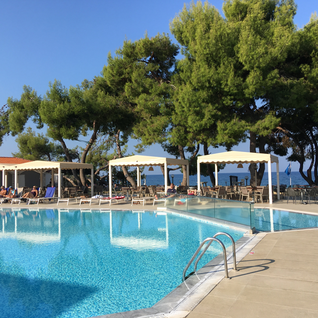 hotel-portes-beach