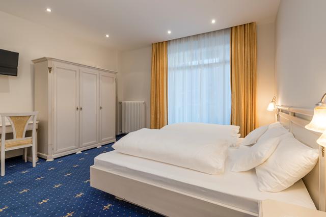 Wintersport 4* Dolomiti Superski € 1217,- ➤ parkeerplaats, sauna, wifi, kluisje op kamer, fitness, restaurant(s), zwembad, wellness, hond is welkom