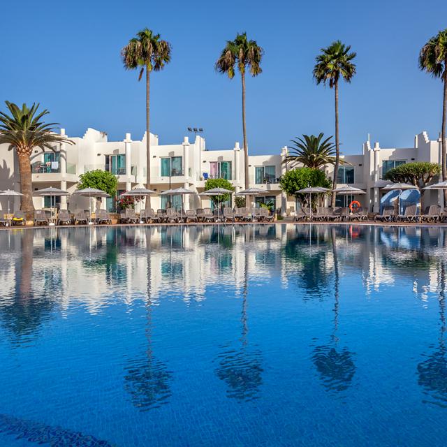 hotel-barcelo-corralejo-sands