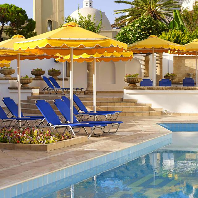 hotel-mitsis-petit-palais-beach