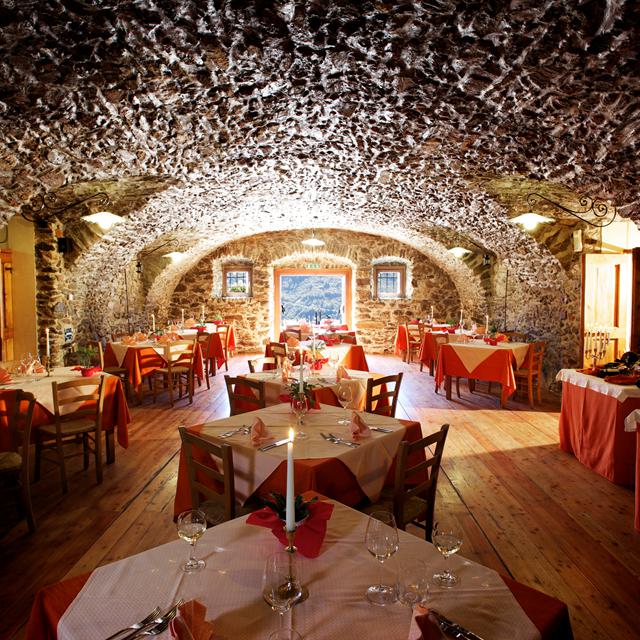 hotel-la-mirandola