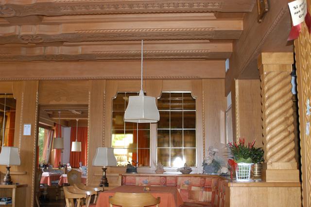 Wintersport Dolomiti Superski € 938,- ➤ Hotel Christine