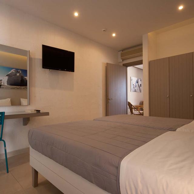 hotel-irina-beach