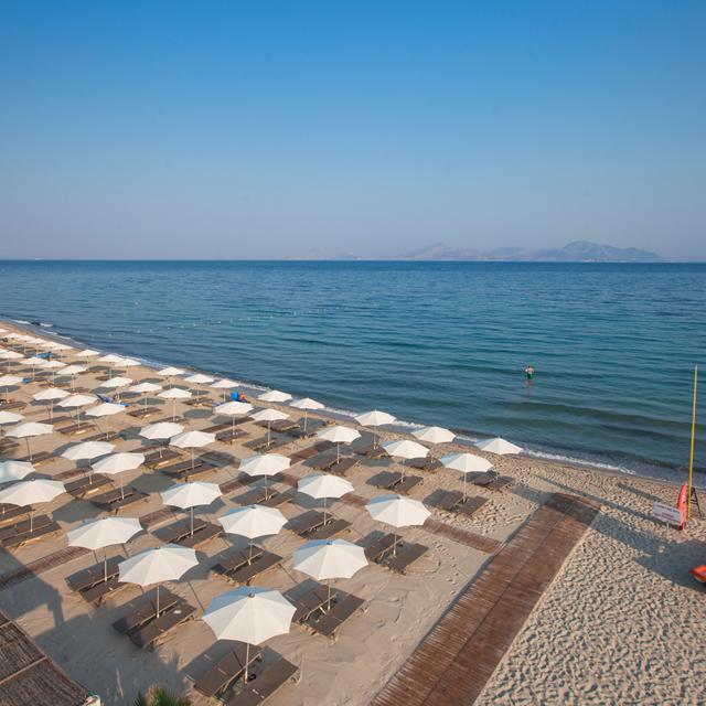 hotel-bungalows-caravia-beach
