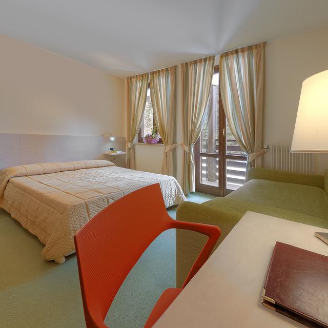 hotel-alaska