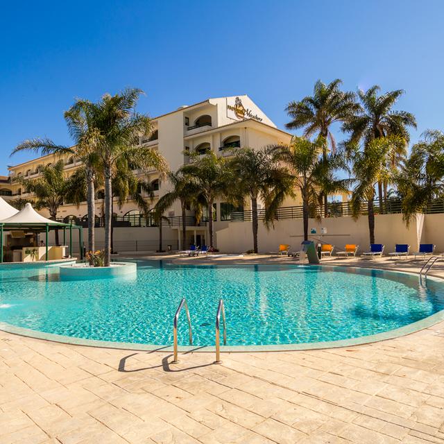 hotel-mirachoro-carvoeiro