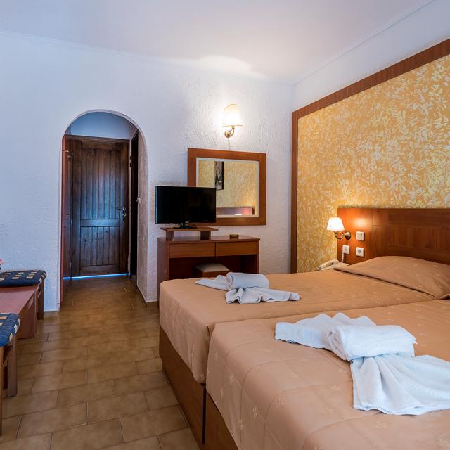 hotel-gaia-garden