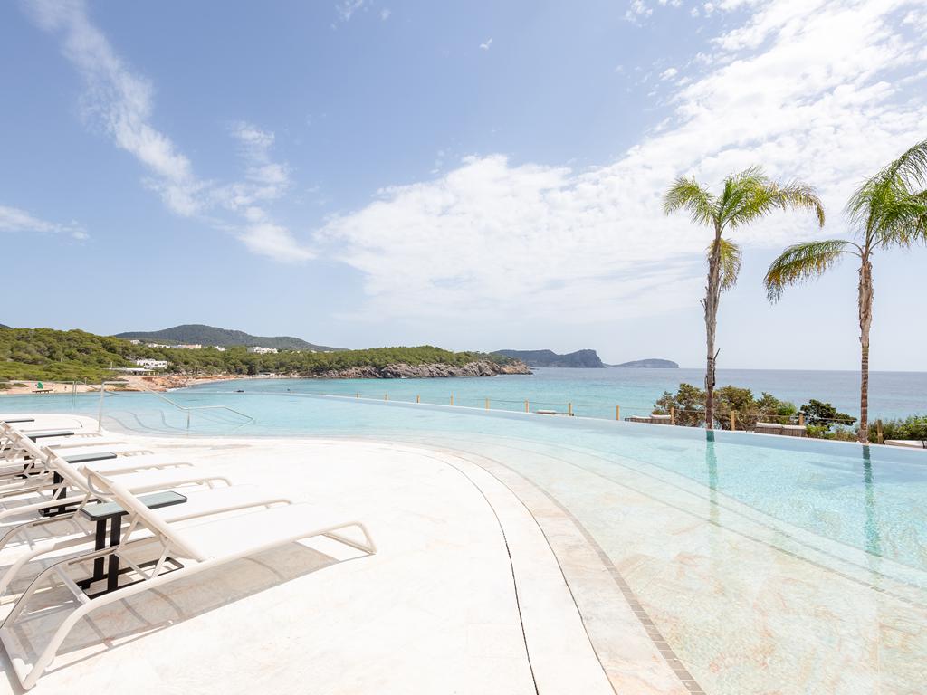 impressie BLESS Ibiza Cala Nova