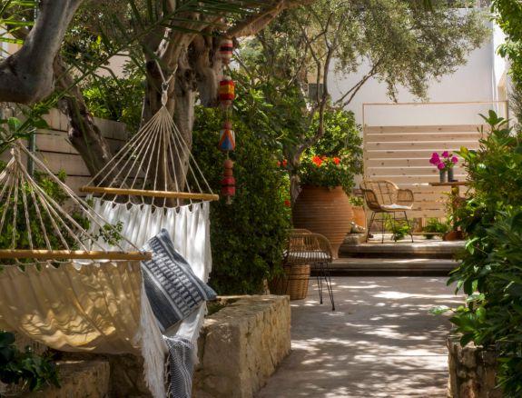 iridachic-boutique-hotel-spa-adults-only