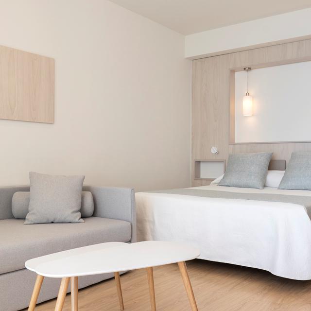 hotel-palia-maria-eugenia