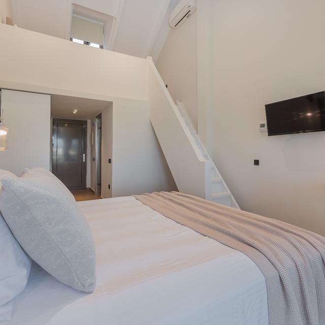 eptanisos-beachfront-suites