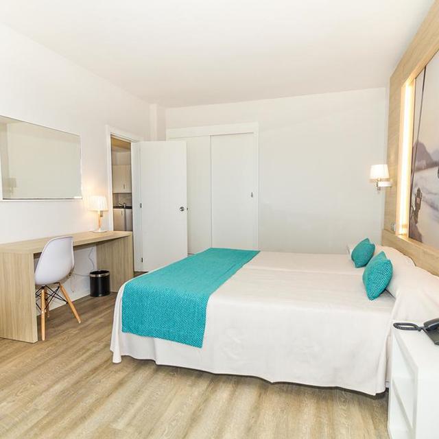hotel-eix-lagotel