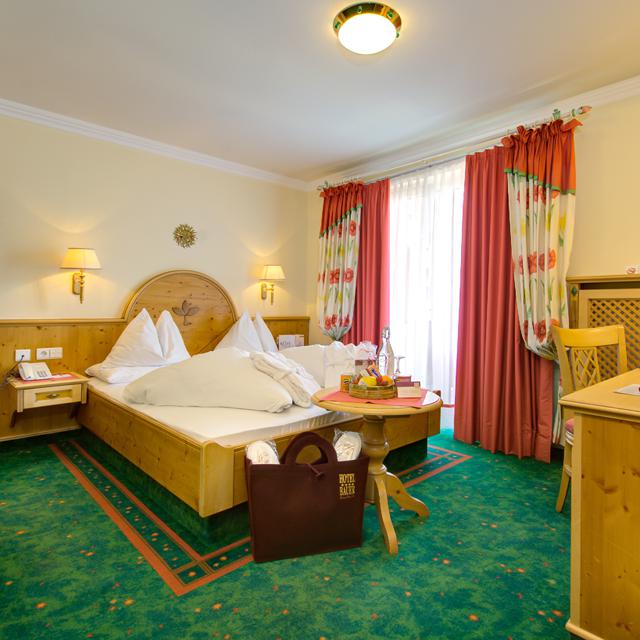 hotel-bauer
