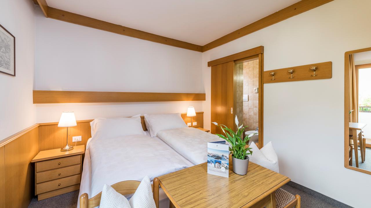 8 Dagen logies/ontbijt Hotel B&B Villa Angelino