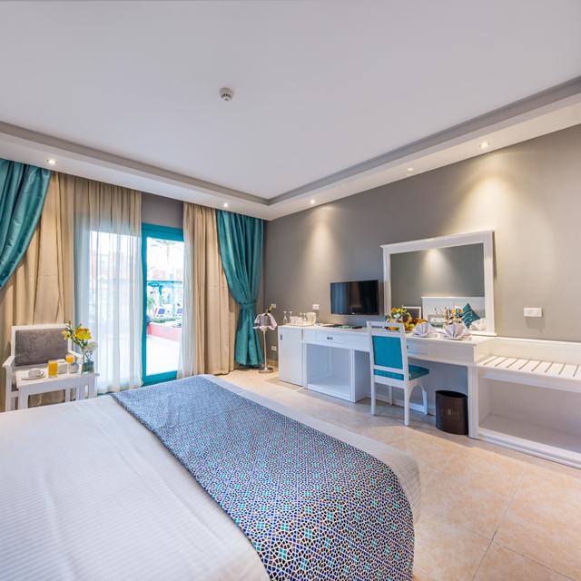 hotel-sunrise-select-garden-beach-winterzon