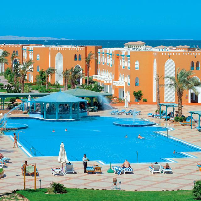 hotel-sunrise-select-garden-beach-winterzon
