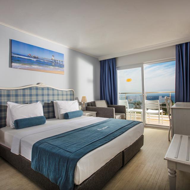 hotel-atlantique-holiday-club
