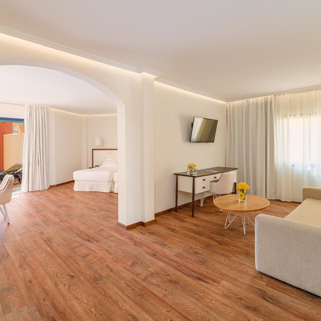 Hotel H10 Playa Esmeralda adults only
