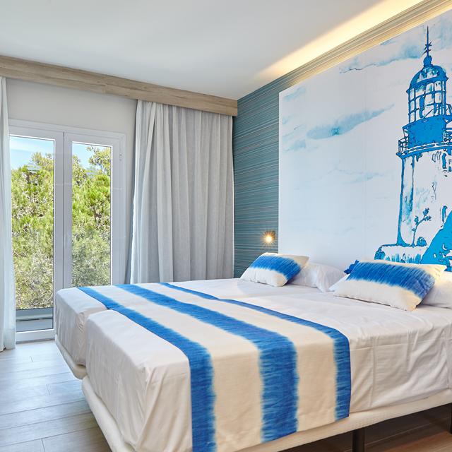 sol-bahia-ibiza-suites