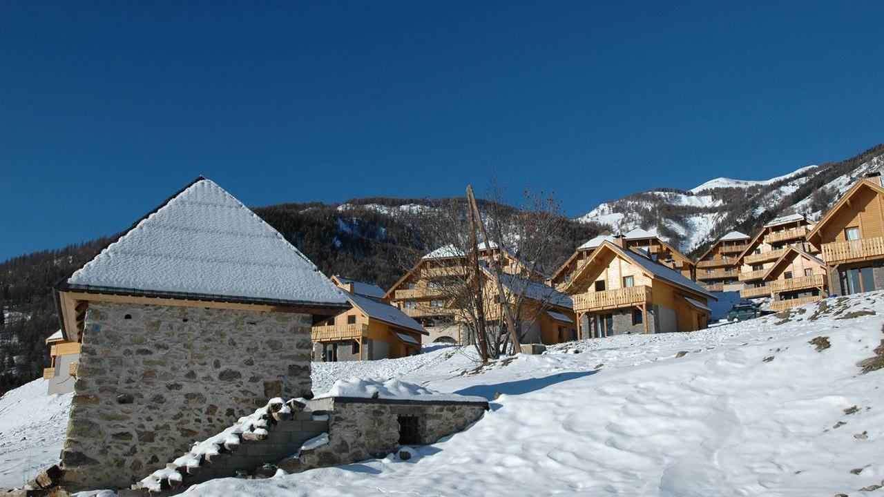 Zo goedkoop op skivakantie Espace Lumière 🚗️ eigen vervoer Vertrek op Zaterdag 28 maart 2026