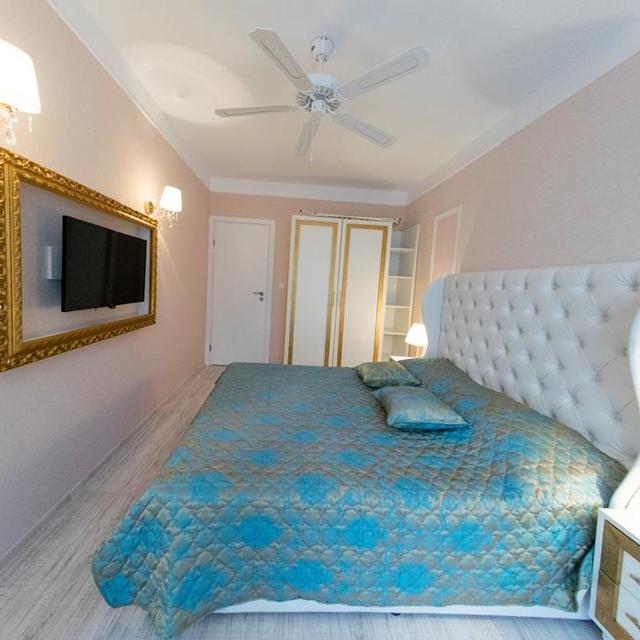 Harmony Suites Saint Vlas