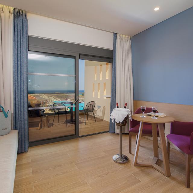 hotel-apollonion-asterias-resort-spa