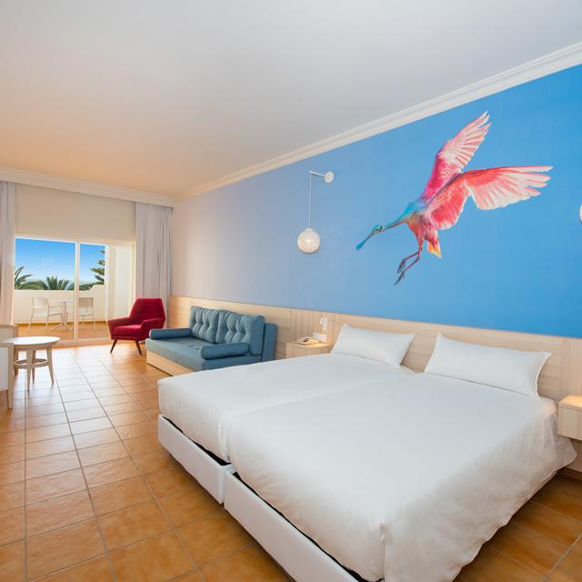 iberostar-waves-founty-beach