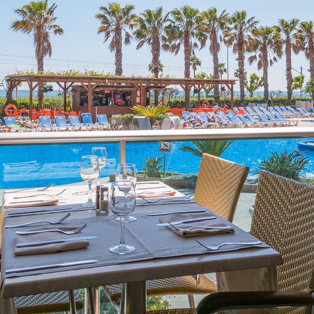 hotel-golden-taurus-aquapark-resort