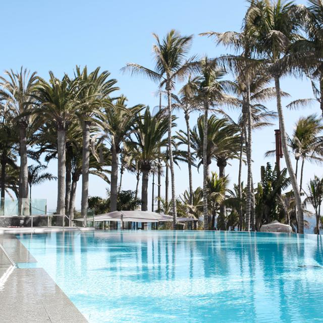 hotel-fariones
