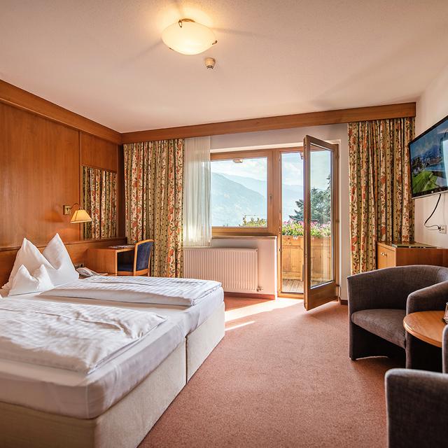hotel-crystal
