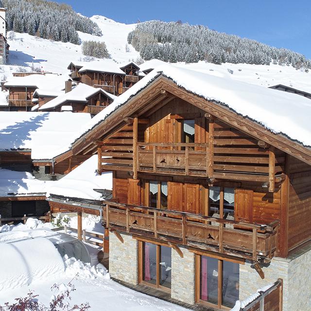 Chalet Le Loup Lodge