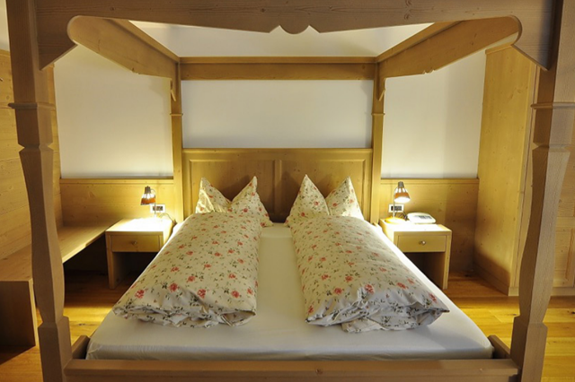 Ontspanning 4* San Vigilio di Marebbe € 1060,- 【inclusief skipas】