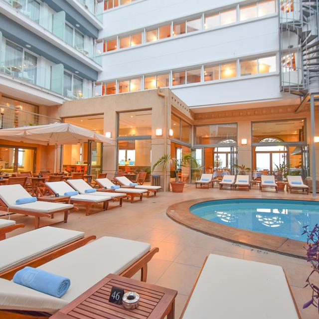 hotel-ibiscus-logies-en-ontbijt