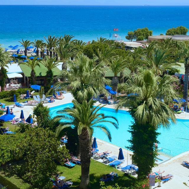 hotel-blue-horizon