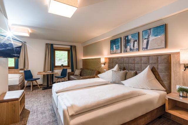 Skivakantie 4* Kirchberg € 870,- 【eigen vervoer】