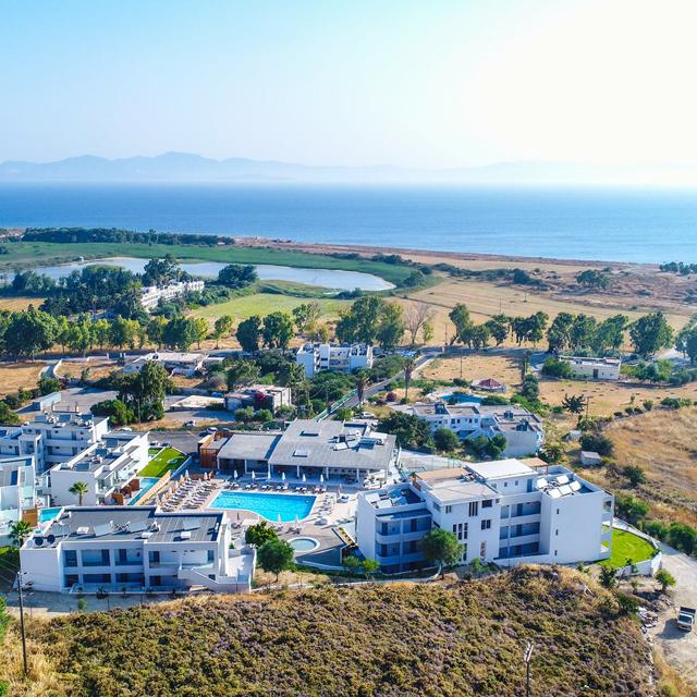 harmony-crest-resort-spa-adults-only